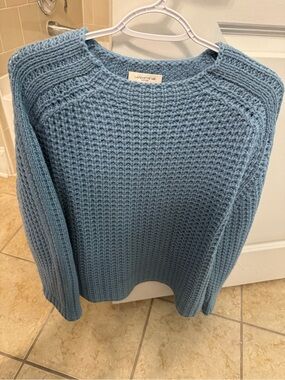 Lafayette 148 New York Light Blue Waffle Knit cashmere Crewneck Sweater
